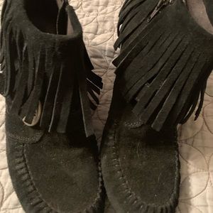 Born black fringe booties